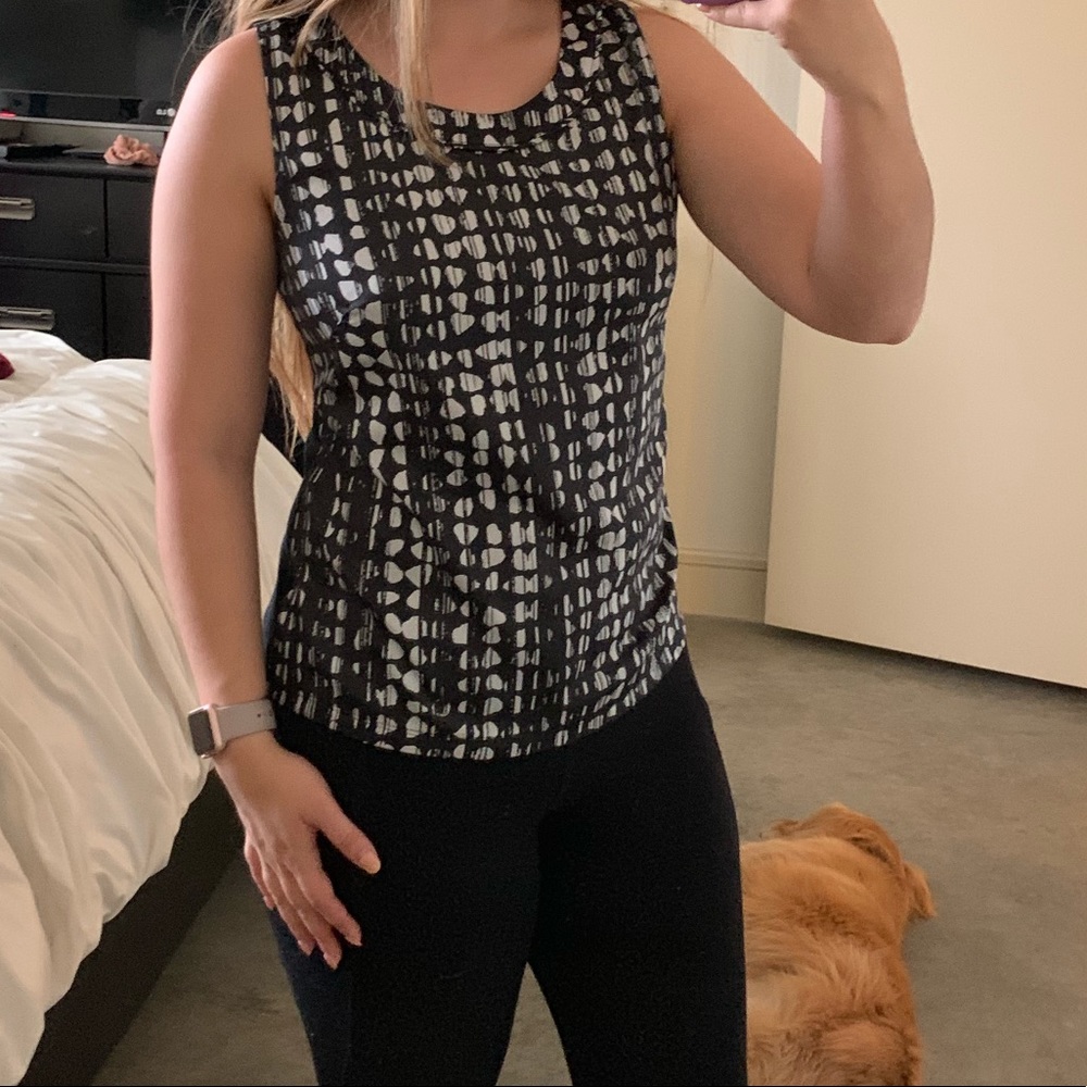 Sleeveless business casual top